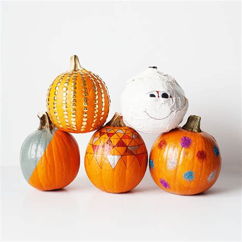 Display your handiwork year after year with artificial, carvable pumpkins. 5 Non-Carving Pumpkin Decorating Ideas ·Kix Cereal