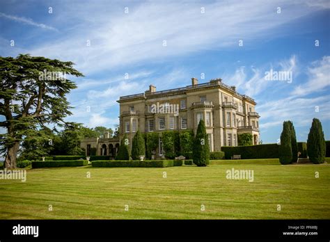 English Country House High Resolution Stock Photography And Images Alamy
