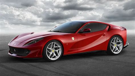 Ferrari 812 Superfast Lives Up To Its Name Italia Living
