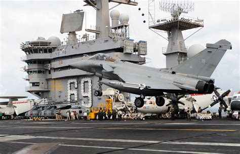 Second Us Navy Aircraft Carrier Arrives In Mediterranean Ships And Ports