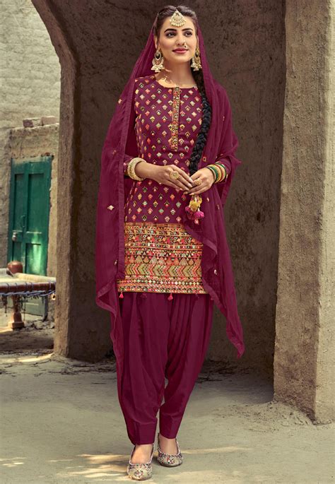 Incredible Compilation Of 999 Punjabi Suit Images In Full 4K