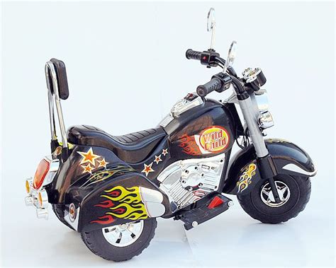 Most motorcycle batteries are located under the seat, so the first step to replace the battery is to remove the seat. Pin on Ideas For Kadan