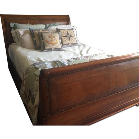 Free delivery and returns on ebay plus items for plus members. Henredon King Size Bedroom Set / Henredon Beds And Bed Frames 2 For Sale At 1stdibs / No matter ...