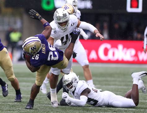 Oregon State Beavers Vs Washington Huskies Football Preview Matchups