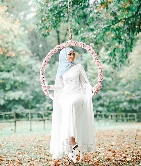 gorgeous brides wearing hijabs on their wedding day look stunning incredible snaps