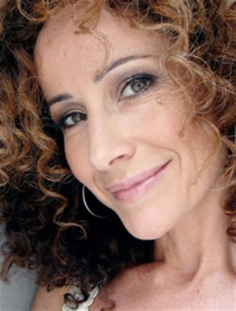 Listen to sandra pires | soundcloud is an audio platform that lets you listen to what you love and share the sounds you stream tracks and playlists from sandra pires on your desktop or mobile device. Sandra Pires und der Avocado-Cup - Radio Niederösterreich
