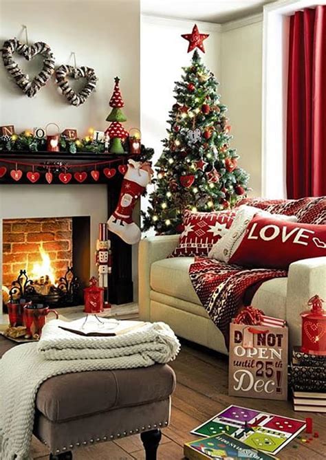 53 Wonderfully modern Christmas decorated living rooms