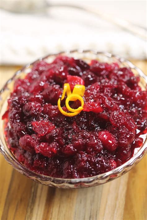 I like to use cranberry beans, but any other creamy bean will do. BEST Homemade Cranberry Sauce | Easy Thanksgiving Recipe