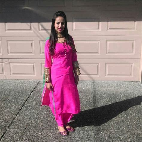 Kaurz On Instagram “follow Classykaurz Classykaurz Classykaurz” Punjabi Outfits