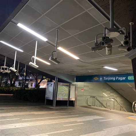 Tanjong Pagar Mrt Station Ew15 Metro Station In Financial District