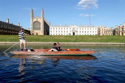 Cambridge Tour Guidato Di Punting Getyourguide