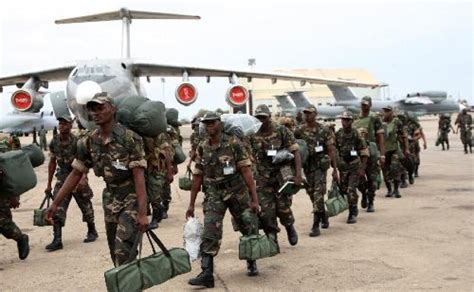 Contingente De 160 Militares Angolanos Partiu Hoje Para Missão De Paz No Lesoto