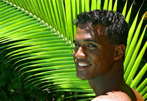 Hawaiian Smile Photograph By Douglas Simonson