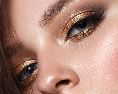 Metallic Eye Shadow Trend Newbeauty