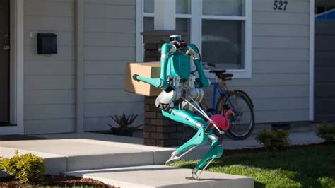 Self Driving Vehicles Need Robotic Help To Make Deliveries