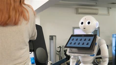 Pepper The Robot Personal Trainer Can Coach Runners At The Gym Metro News