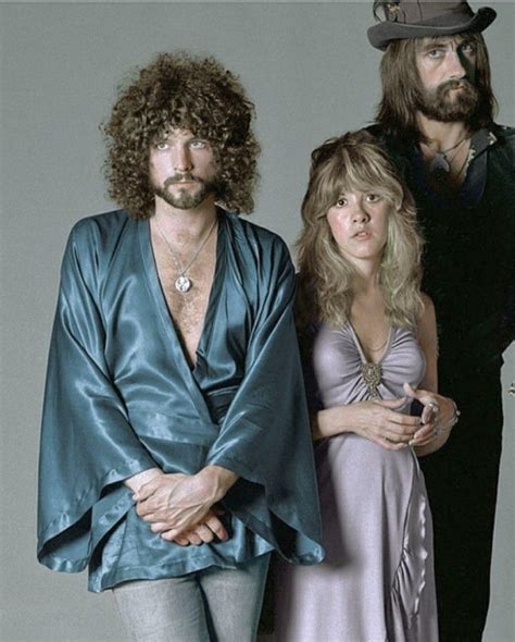 Stevie nicks insists former lover and fleetwood mac band mate lindsey buckingham will love her new solo album because half the tracks are about him. Stevie | Stevie nicks lindsey buckingham, Stevie nicks ...