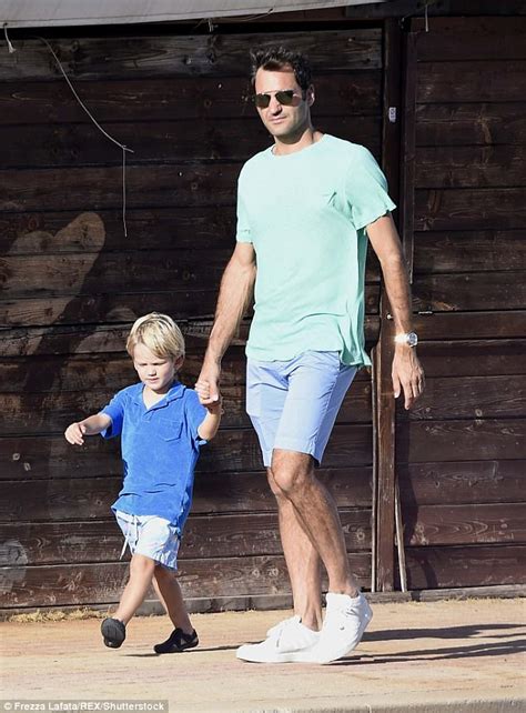 Roger Federer takes twin sons out in Italy after Wimbledon | Daily Mail
