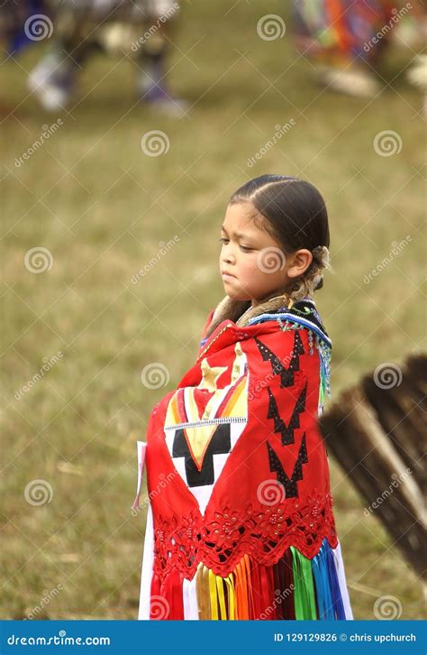 Native American Pow Wow Dancers Editorial Photo Image Of Tribe Woman 129129826