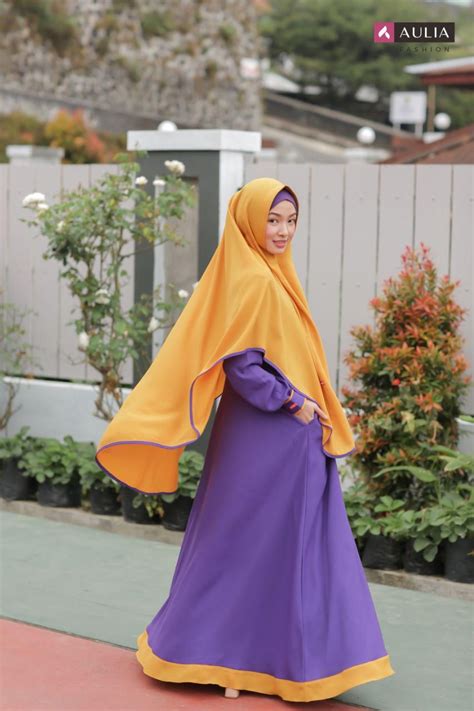 52569 barang ditemukan untuk baju gamis dewasa lebaran 2021. Gamis Set Syar'i Polos Wollycrepe | Model pakaian, Hijab ...