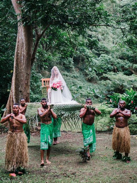 A Fiji Destination Wedding Wild Side Destinations Travel And Weddings
