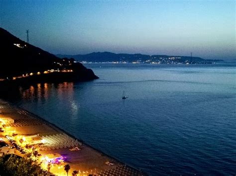Rocco piazza will celebrate 13rd birthday on a thursday 12th of august 2021. Belvedere di Piazza San Rocco (Scilla): AGGIORNATO 2021 ...