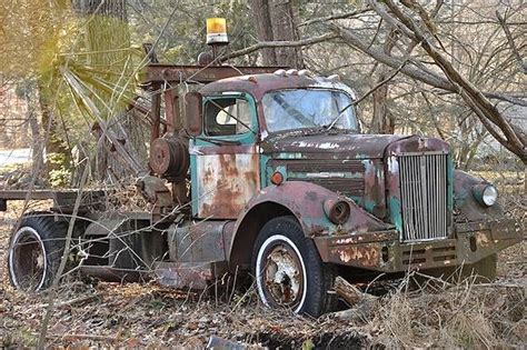 Photo Gallery Vintage Tow Trucks And Wreckers Tow Truck Trucks