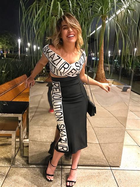 Update information for naiara azevedo ». Naiara Azevedo muda o visual e arrasa de cabelo curto ...