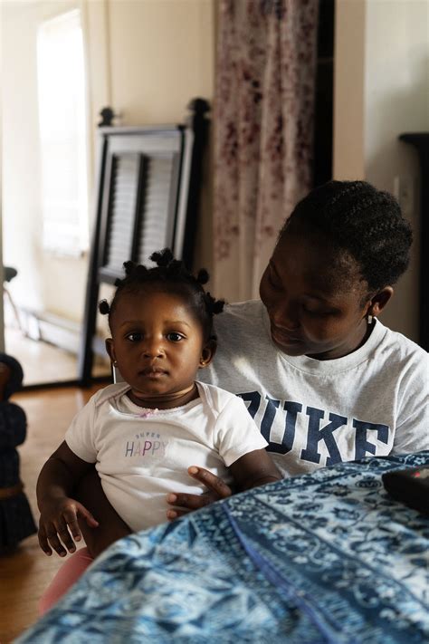 What Its Like To Be A Teenage Mom During The Pandemic The New York Times