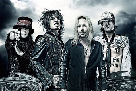 Motley Crue Release Statement Officially Confirming Reunion