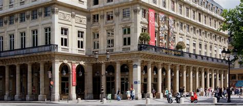Langage, noms propres, synonymes, citations, jeux de lettres, rimes. Comédie-Française | Paris