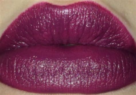 Good Mat Lipstick Burgundy Matte Lipstick