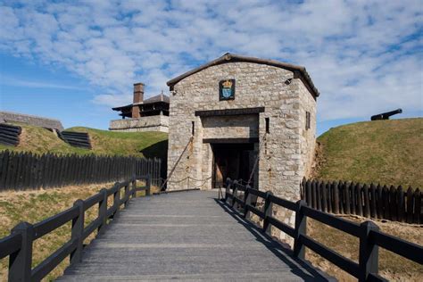 Old Fort Niagara A Site Of Battles Sieges Trading And Conquest
