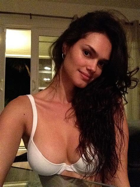 lisalla montenegro naked hot private pics — brazilian model showed her boobs scandal planet
