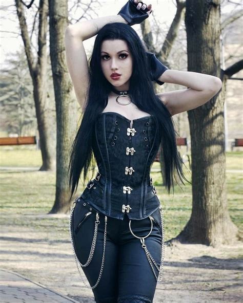 Thick Body Outfits Curvy Outfits Edgy Outfits Goth Women Dark