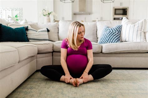 Hip Opening Stretches To Do During Pregnancy Baby Chick