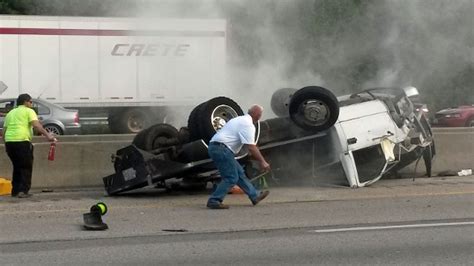 Bizarre Breaking News Of Naked Man Causing Car Crashes On I In Cincinnati Cincinnati Oh