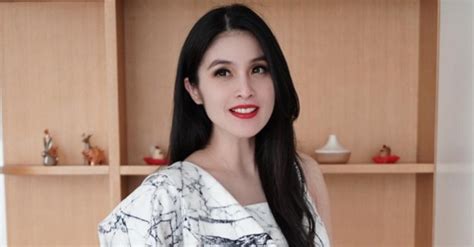 Efek Kehamilan Sandra Dewi Jadi Norak Dan Pelupa Okezone Celebrity