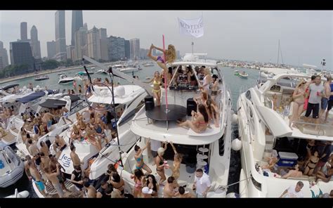 flying lady chicago scene boat party 2014 leigh ann reilly pole dance boat party yacht party