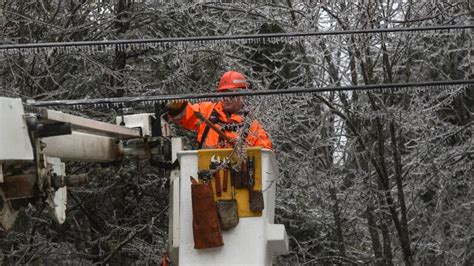 Nb Power Outage Numbers Dwindling After Tuesdays Snowstorm Cbc News