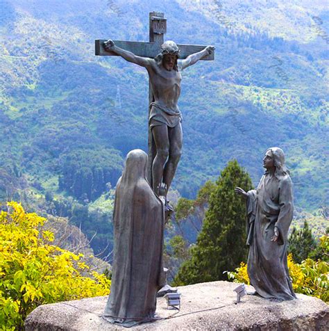 Bronze Catholic Outdoor Statues Crucifixes Jesus On The