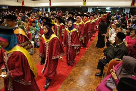 As stated on the ptptn official website, the disbursement of ptptn loan will be terminated under these circumstances: MP Wants First-Class Graduates To Repay PTPTN Loans ...