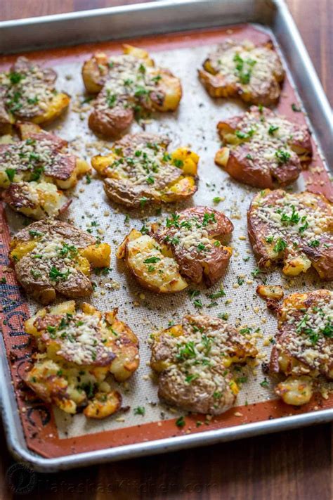 These Cheesy Smashed Potatoes Are Crisp On The Outside With A Creamy