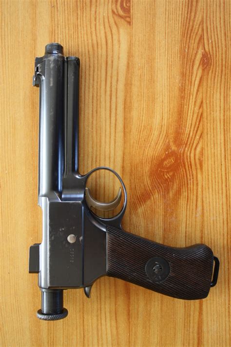 Pistolet Roth Steyr 1907