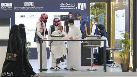 جريدة الرياض هيئة الأدب والنشر والترجمة تطلق جائزة معرض الرياض الدولي للكتاب 2021