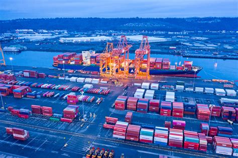 Pacific Northwest Ports In Prime Position For Electric Cargo Equipment