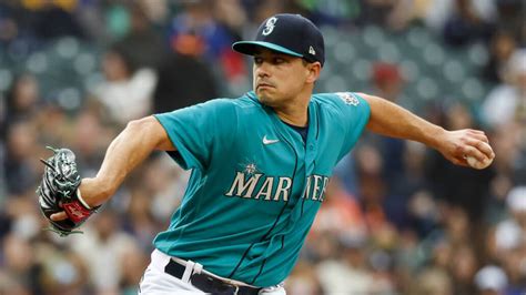 Mariners Left Handed Pitcher Set To Undergo Surgery Ending Season