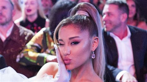 The Trailer Just Dropped For Ariana Grande S Highly Anticipated Netflix Doc