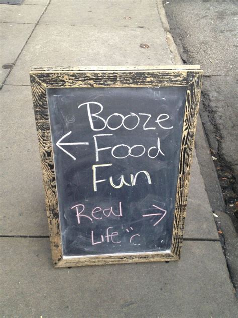 35 Funny And Creative Bar Signsthat Will Make You Stop Read And