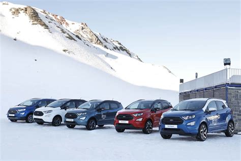 Ford Snow Driving Conduce Un Ford Ecosport 4x4 Por La Nieve Autocasión